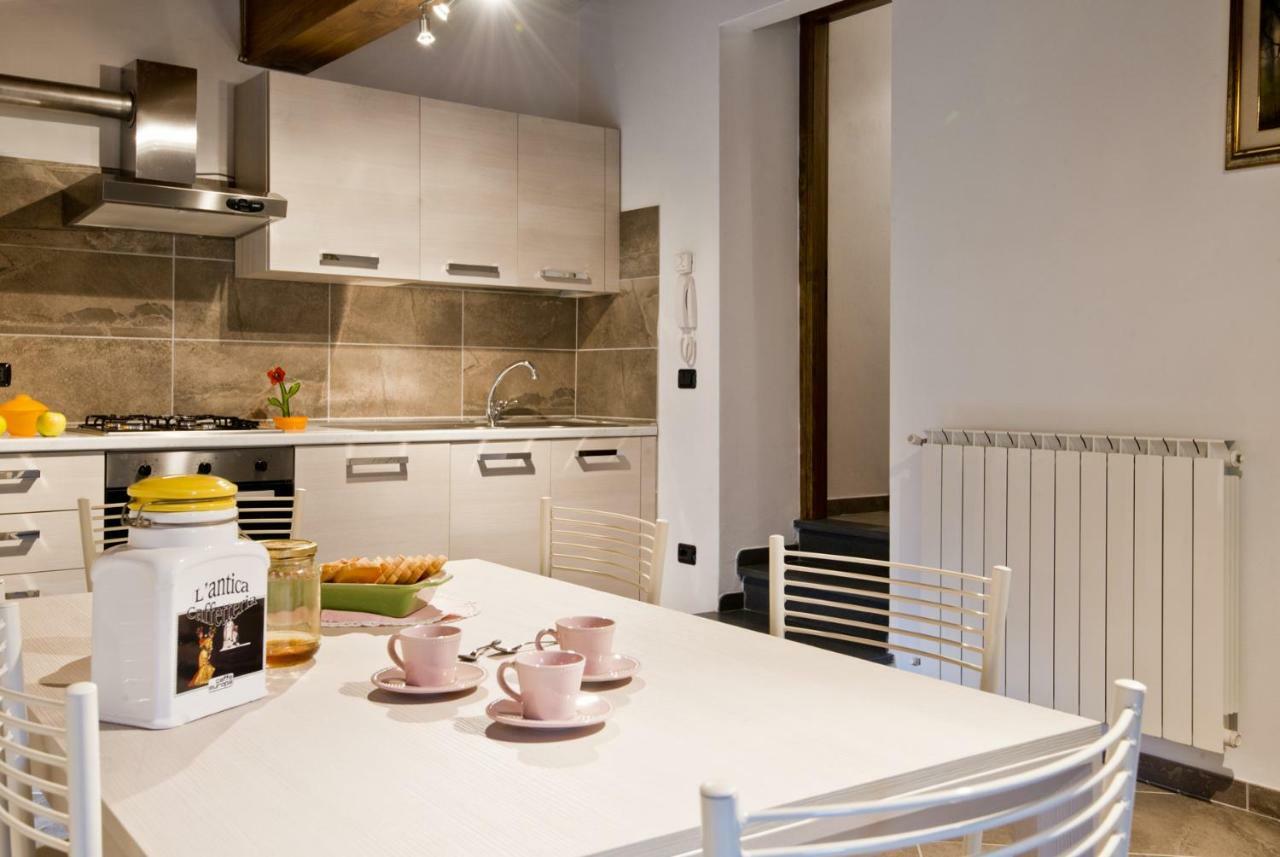 Bed and Breakfast Le Casine Del Borgo Борго-а-Моццано Екстер'єр фото