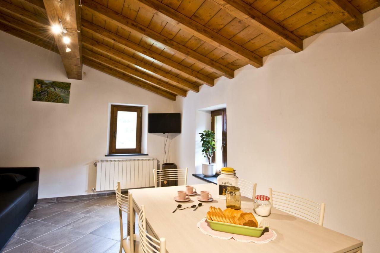 Bed and Breakfast Le Casine Del Borgo Борго-а-Моццано Екстер'єр фото
